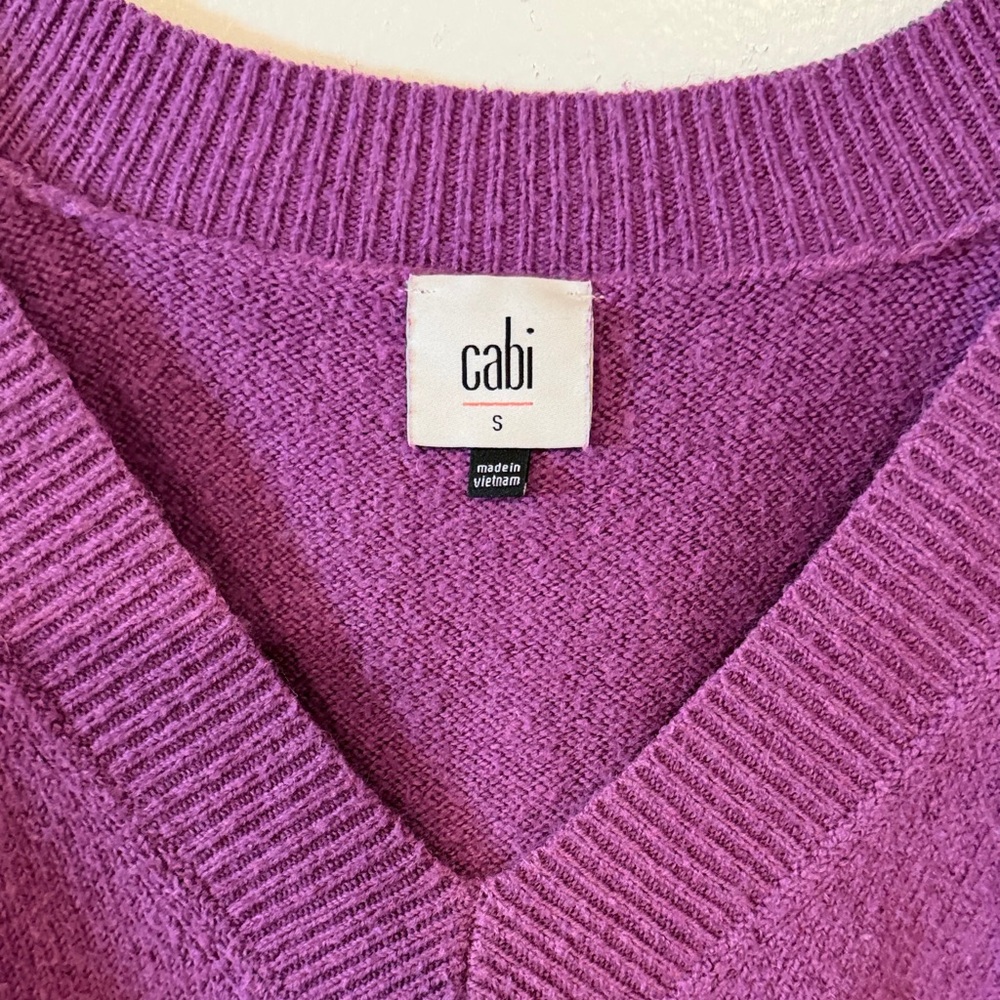 Cabi Magenta V-Neck Women's Sweater